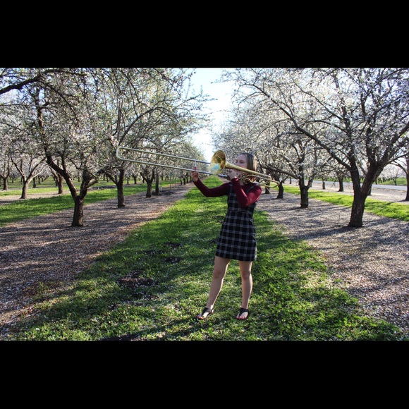 Meet your Posher, N - Picture 1 of 1